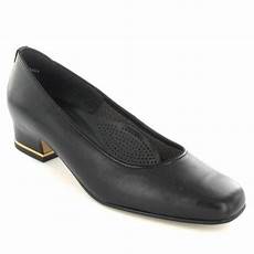 Court Shoes