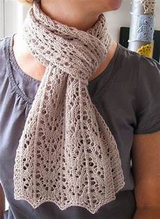 Knitting Scarf