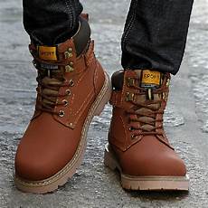 Man Winter Shoes